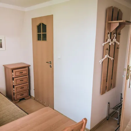 Lazur Casa de hóspedes 3*