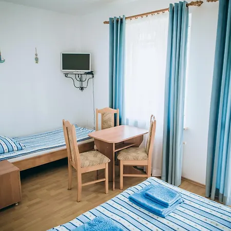 בית הארחה Lazur 3*